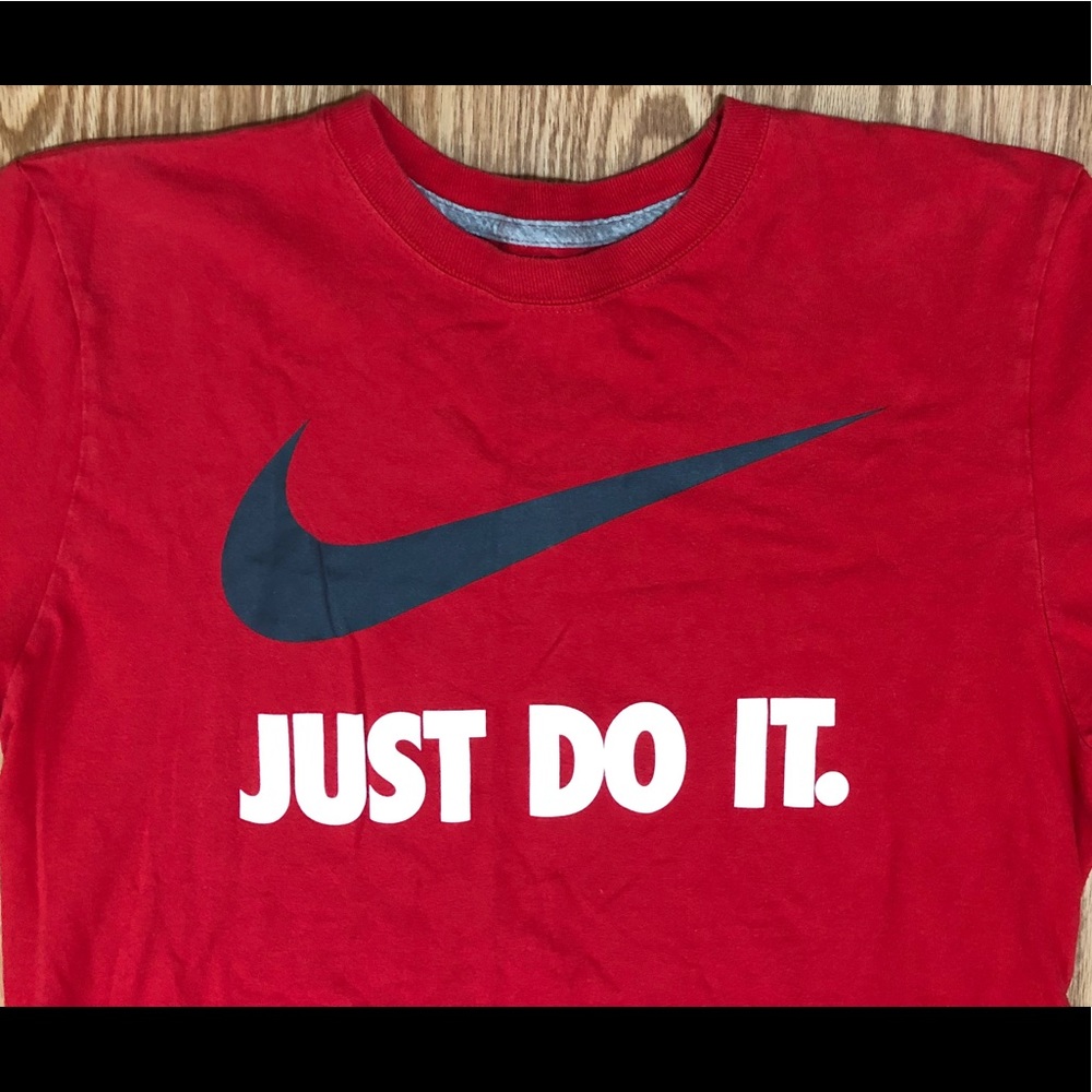 Men’s Nike Classic Logo Shirt